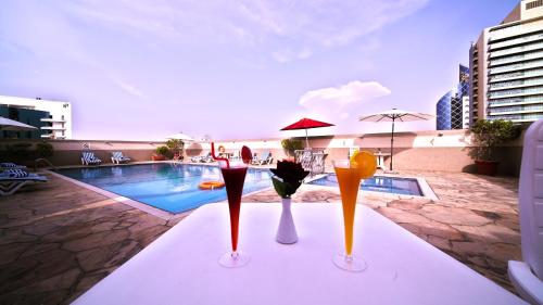 rose garden hotel apartments bur dubai