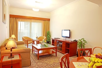 rose garden hotel apartments bur dubai