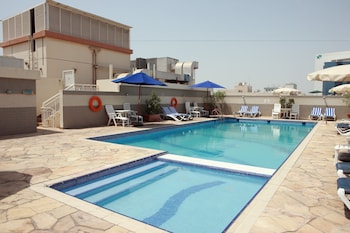 rose garden hotel apartments bur dubai