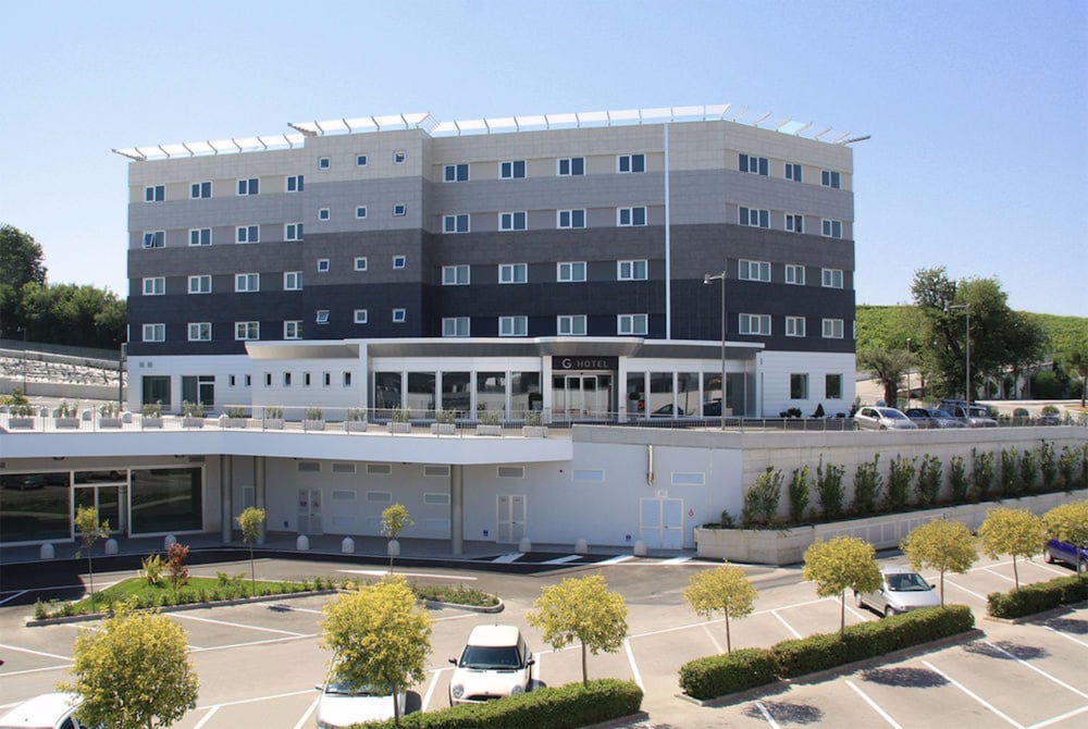 g hotel