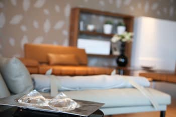 g hotel