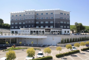 g hotel
