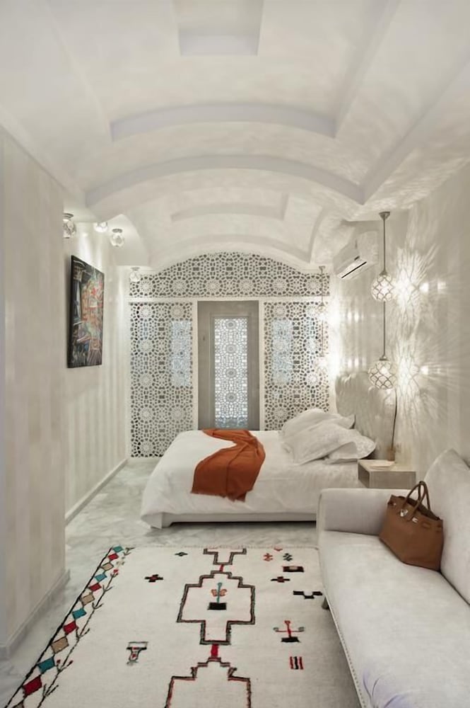 riad goloboy