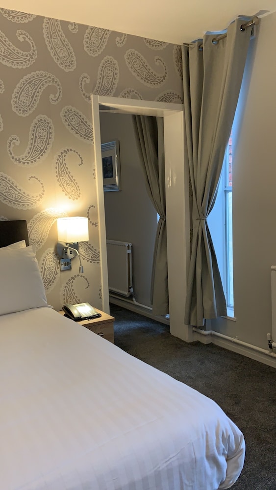 corus st james hotel grimsby