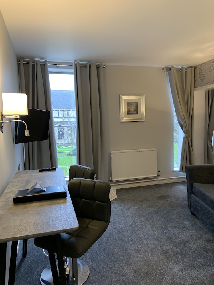 corus st james hotel grimsby
