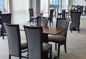 Corus St James Hotel Grimsby,,3 star