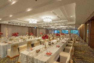 summit windmill golf suite hotel suvarnabhumi