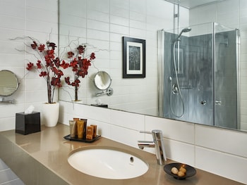 vital urban boutique hotel tlv