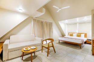 club mahindra pavagadh