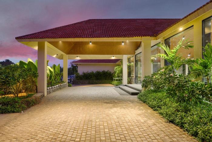 club mahindra pavagadh