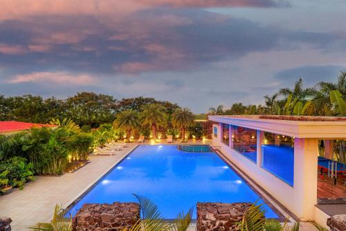 club mahindra pavagadh