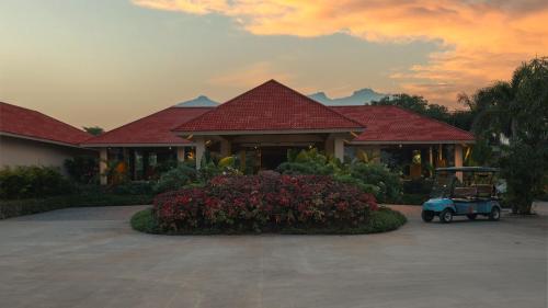 Club Mahindra Pavagadh,Halol,3 star