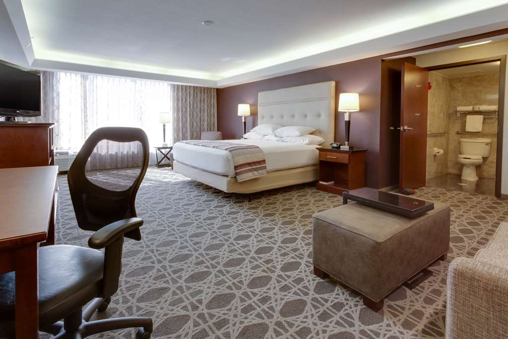 drury inn and suites kansas city overland park