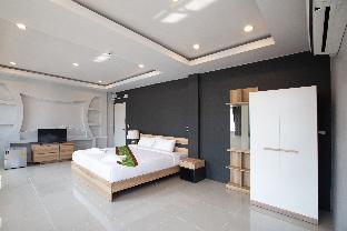 185 surawong hotel
