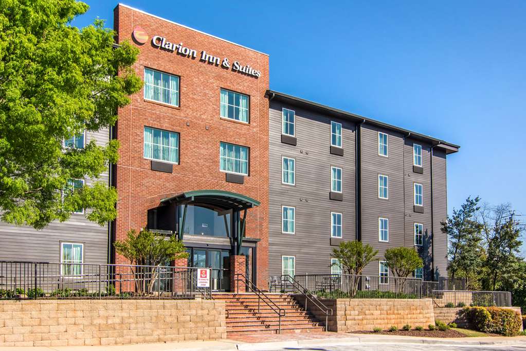 clarion inn and suites atlanta downtown