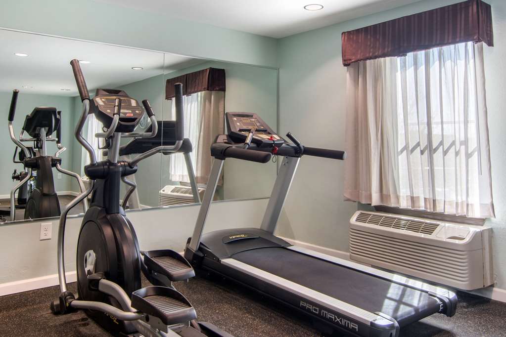 clarion inn and suites atlanta downtown