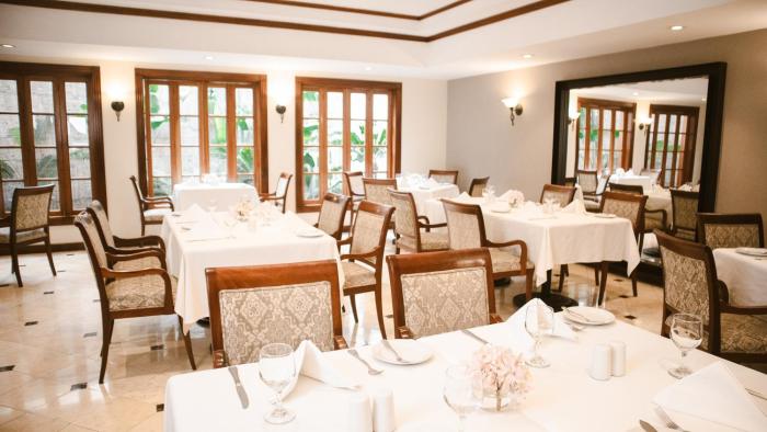 los tallanes hotel and suites