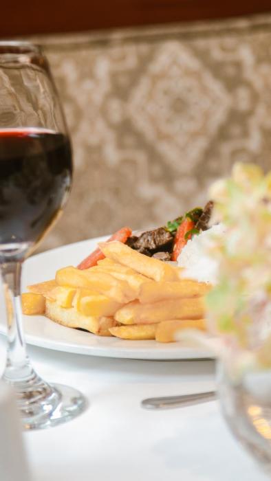 los tallanes hotel and suites