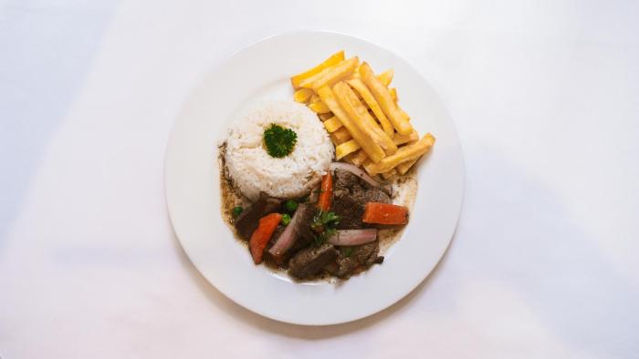 los tallanes hotel and suites