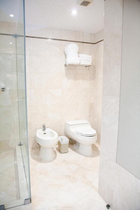 los tallanes hotel and suites