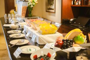 los tallanes hotel and suites