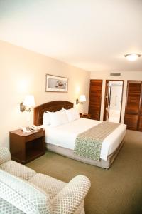 los tallanes hotel and suites