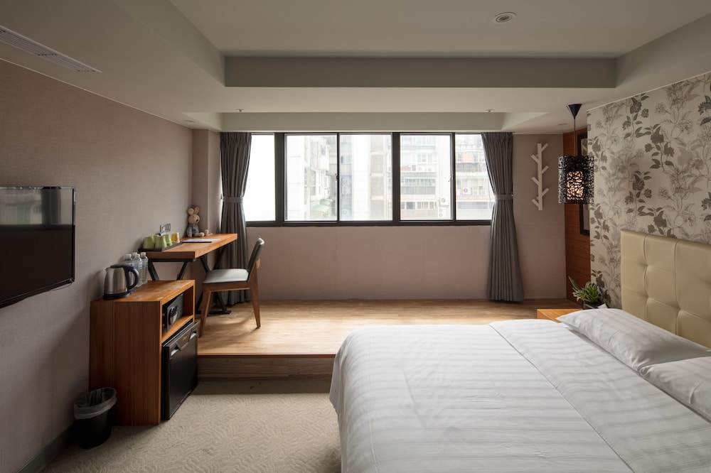 urtrip hotel