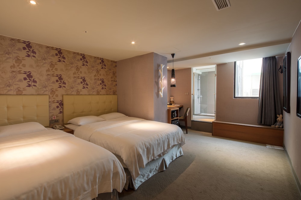 urtrip hotel