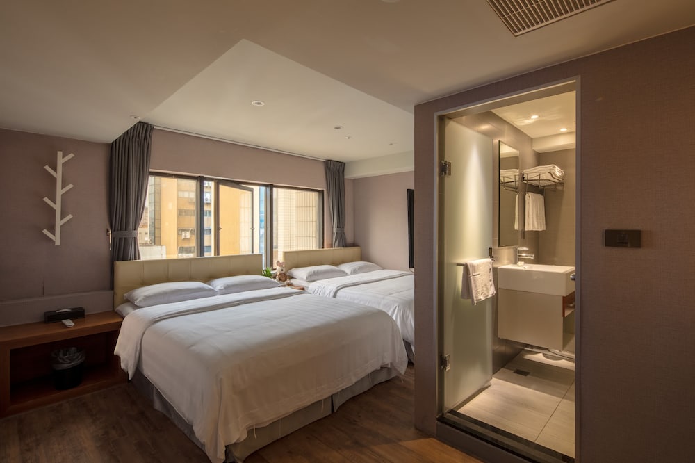 urtrip hotel