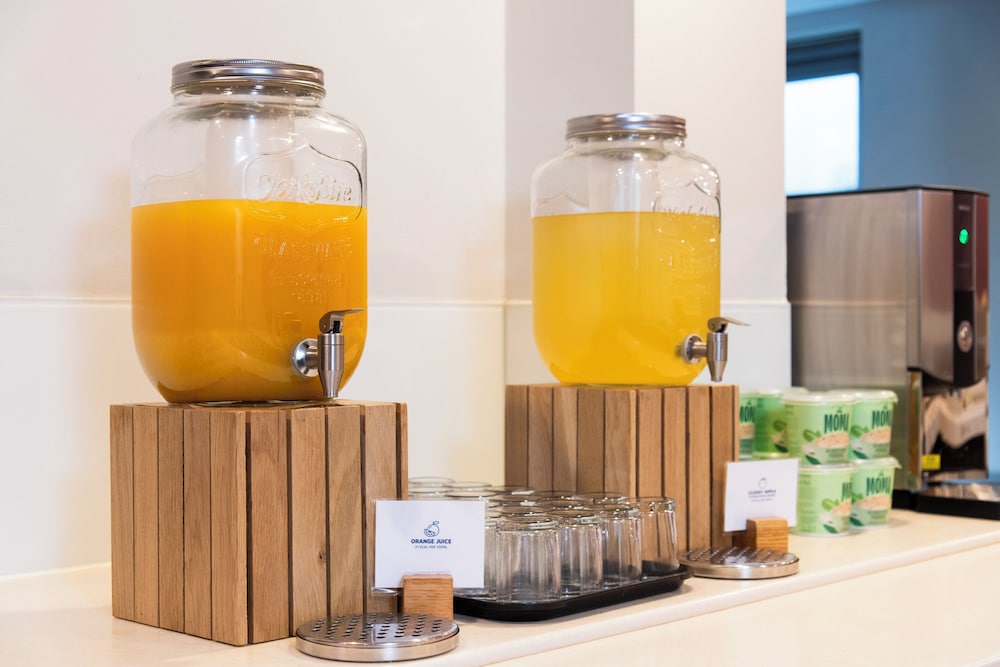holiday inn express glasgow airport by ihg