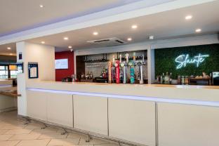 holiday inn express glasgow airport by ihg