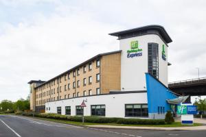 Holiday Inn Express Glasgow Airport By Ihg,Near Paisley Abbey,3 star