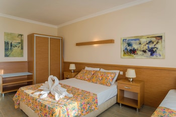aqua nina hotel