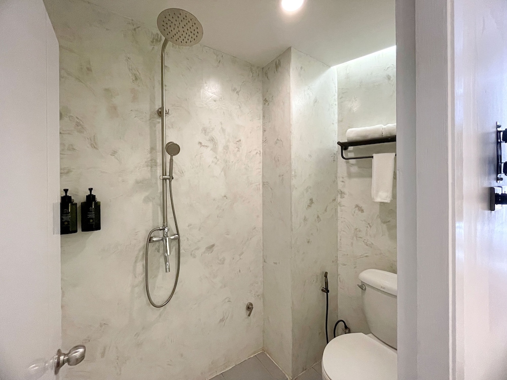 arawana express sukhumvit 22