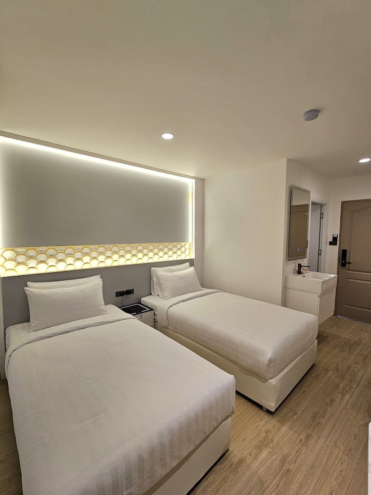 arawana express sukhumvit 22