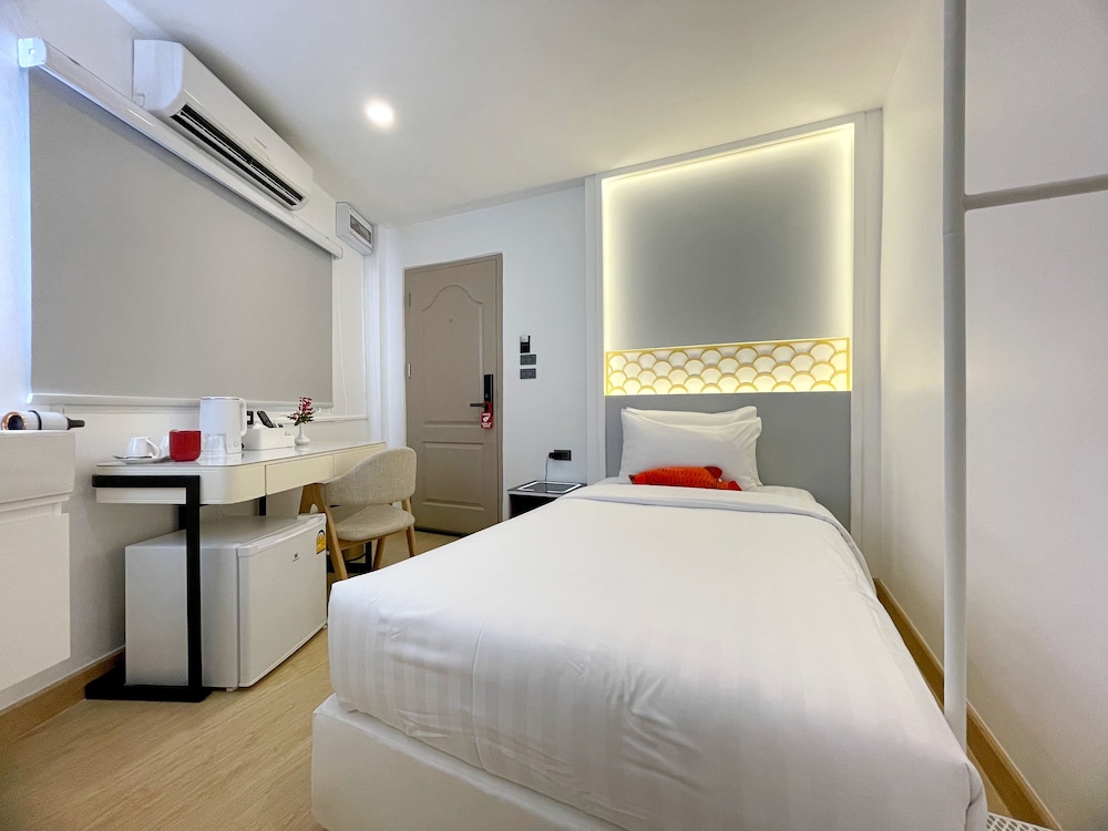 arawana express sukhumvit 22