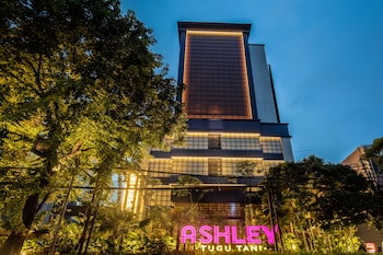 ashley tugu tani menteng