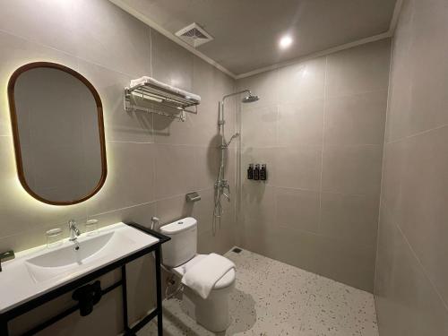 azana essence sanggabuana bogor