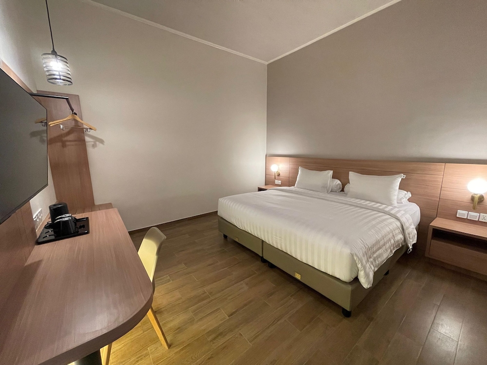 azana essence sanggabuana bogor