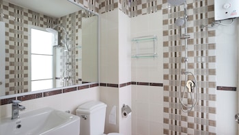 b2 suan luang rama 9 srinakarin 42 boutique and budget hotel