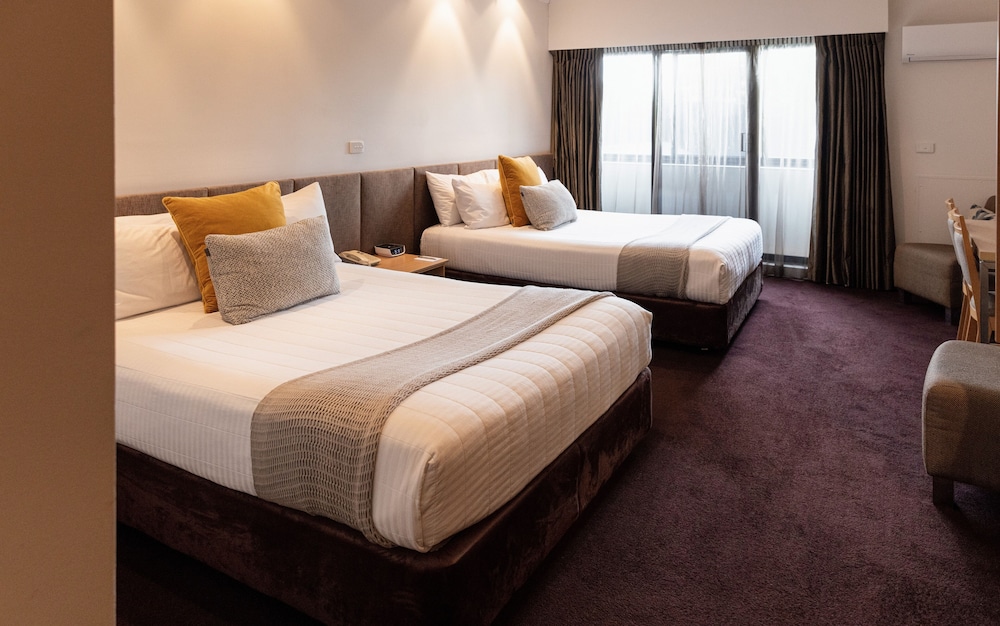 the executive inn
