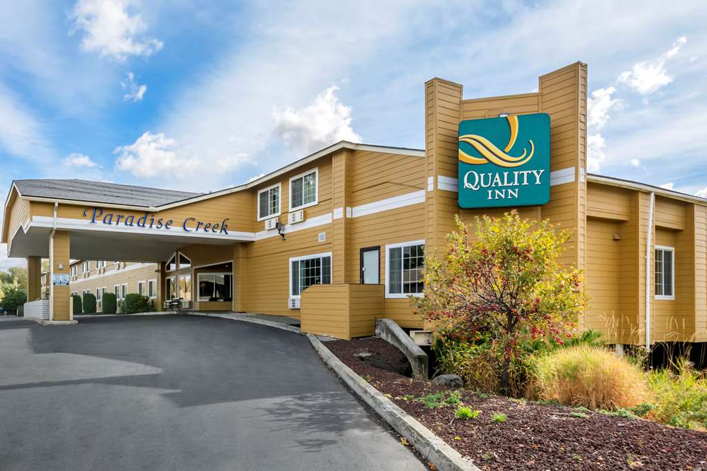 quality inn paradise creek