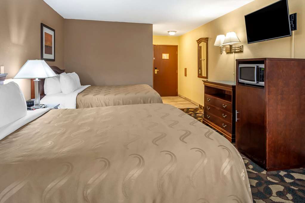 quality inn paradise creek