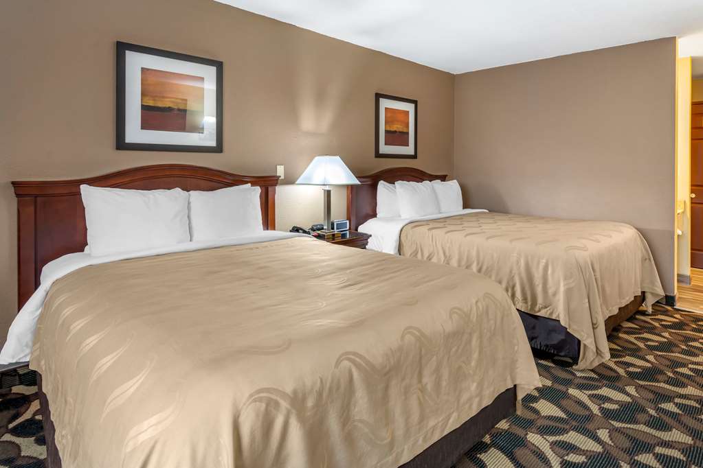 quality inn paradise creek