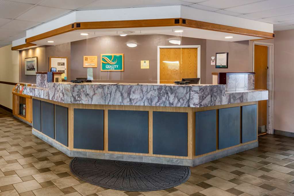 quality inn paradise creek