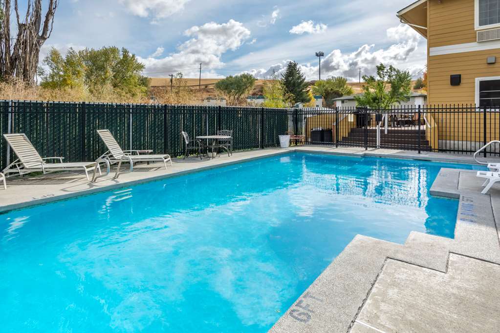 quality inn paradise creek