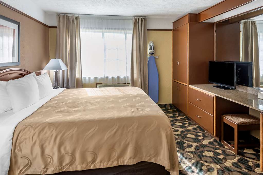 quality inn paradise creek