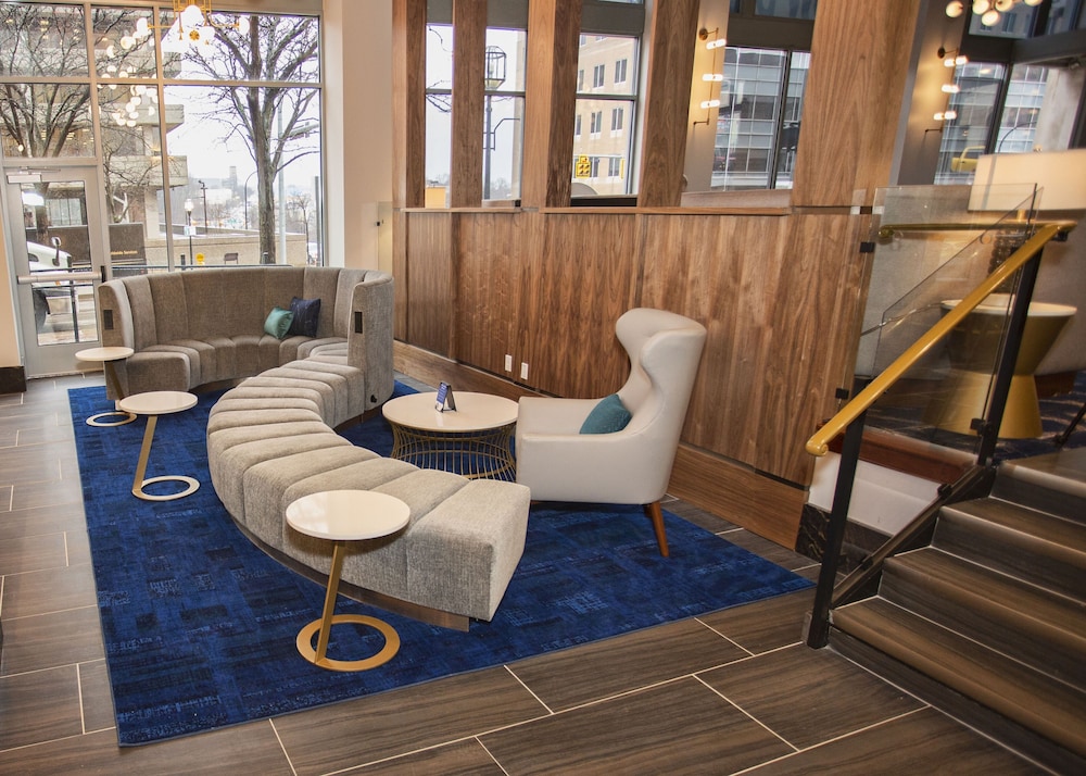 blu tique akron a tribute portfolio hotel