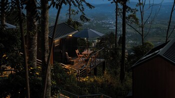 bobocabin dieng wonosobo