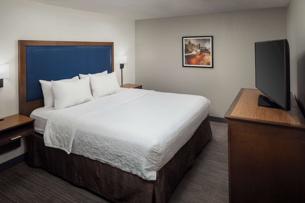 hampton inn atlanta northlake